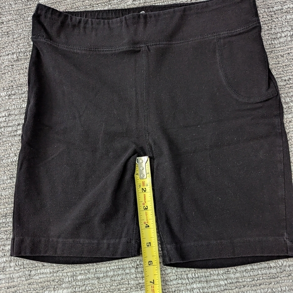 Spalding Women's (Size Medium) Black Shorts - Picture 5 of 8